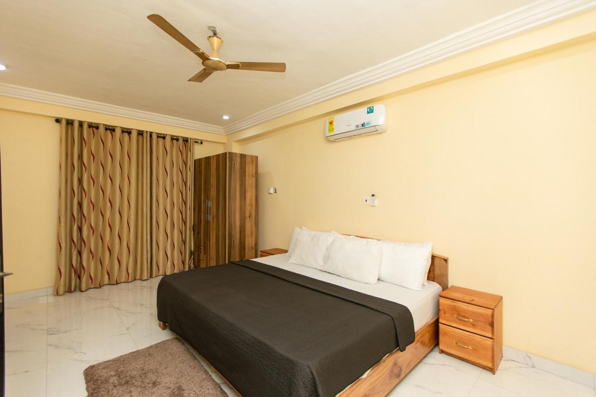 Washington Apartments - Just 25Mins Drive From The Airport Kwashieman Ngoại thất bức ảnh
