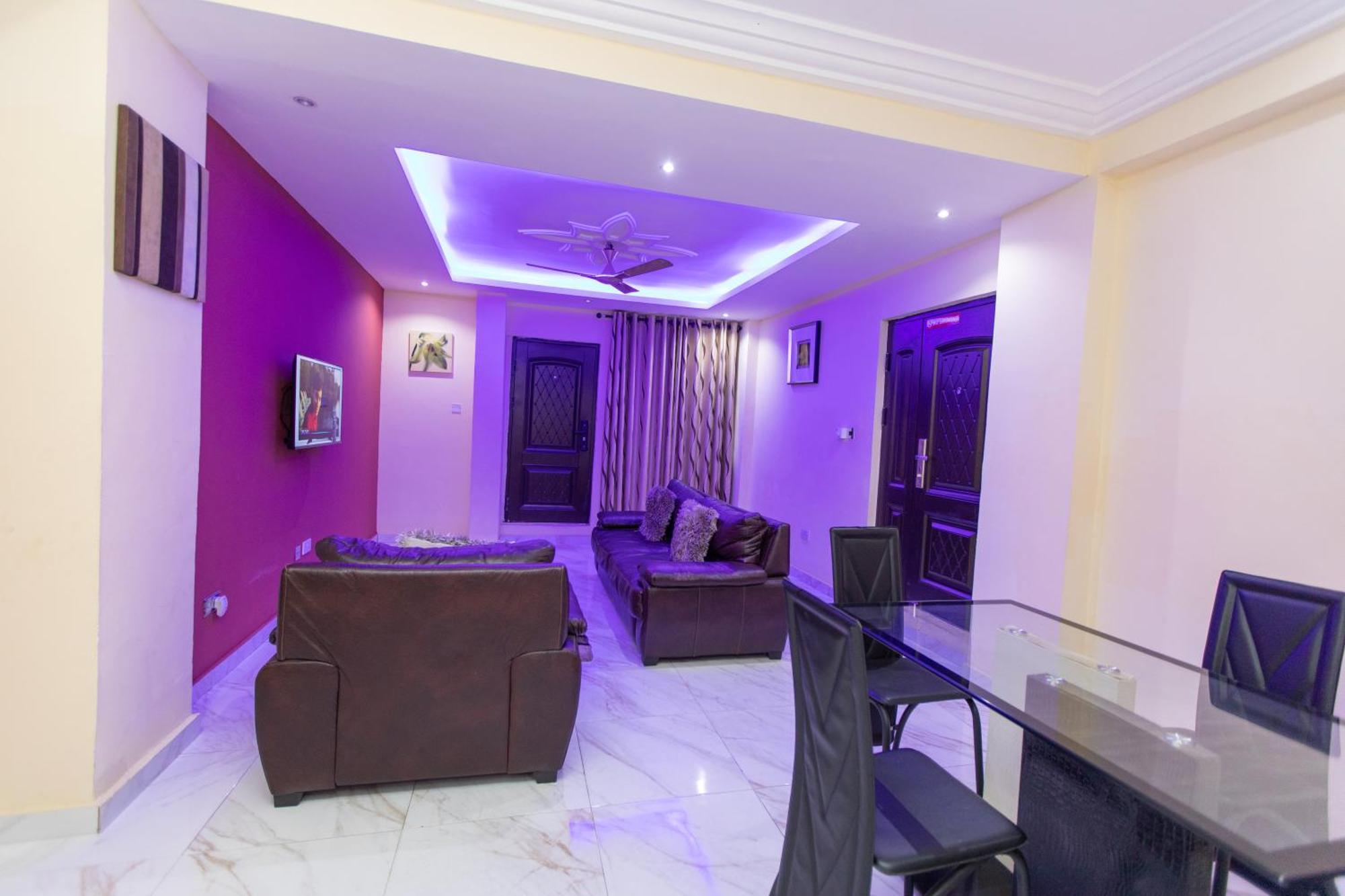 Washington Apartments - Just 25Mins Drive From The Airport Kwashieman Ngoại thất bức ảnh